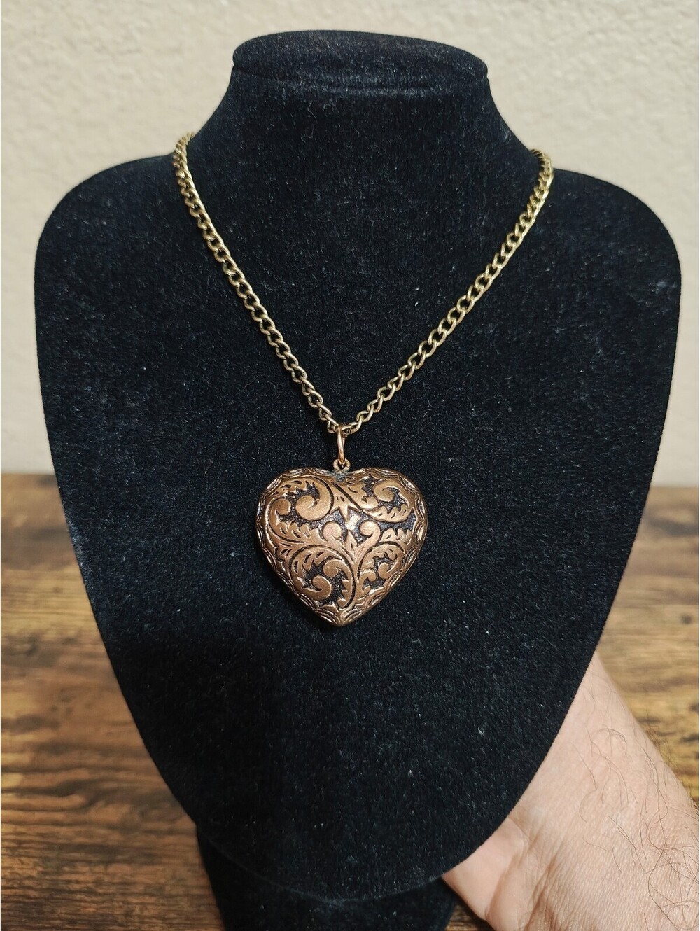Vintage Style Ornate Puffy Heart Antique Brass Tone Pendant Necklace